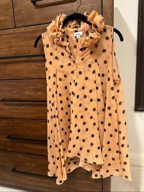 Jaipur NWOT Peach Polka Dot Ruffle Collar SHEER Sleeveless Blouse MEDIUM